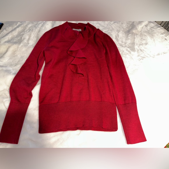 Beautiful gently loved Burgundy (thin) sweater. - Picture 1 of 4